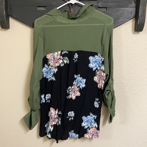 Plus Size Green Shirt - Picture 3 of 3